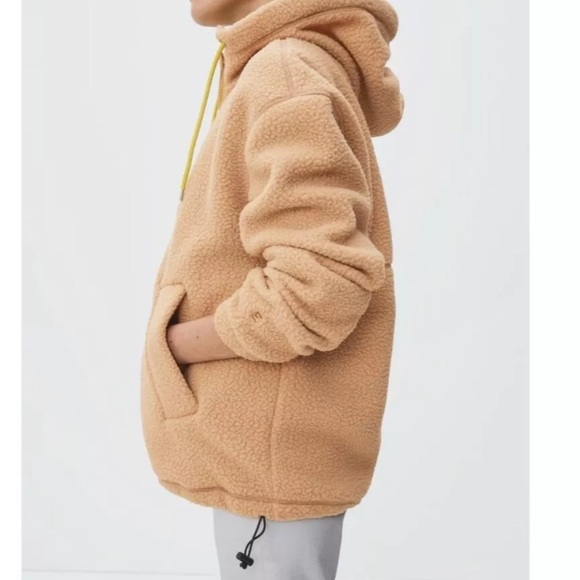 Everlane Sweaters - Everlane Renew Fleece Hoodie, size XS in camel..New but washed